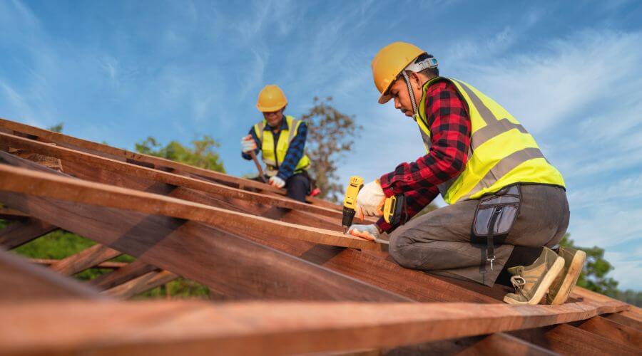 Professional Flat Roofing Installation services in Baxter, IA